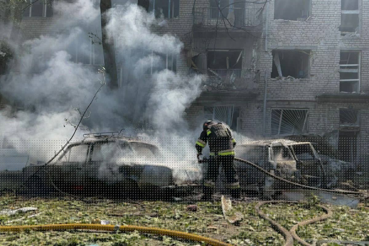La Russia colpisce l’Ucraina con missili nordcoreani: almeno 6 morti