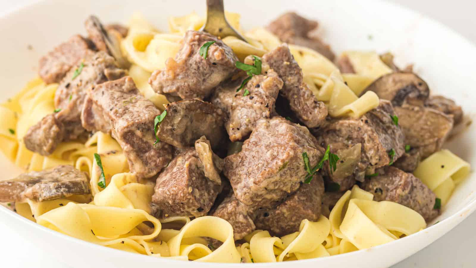 21 Slow Cooker Eats My Aunt Requested the Moment She Walked in the Door