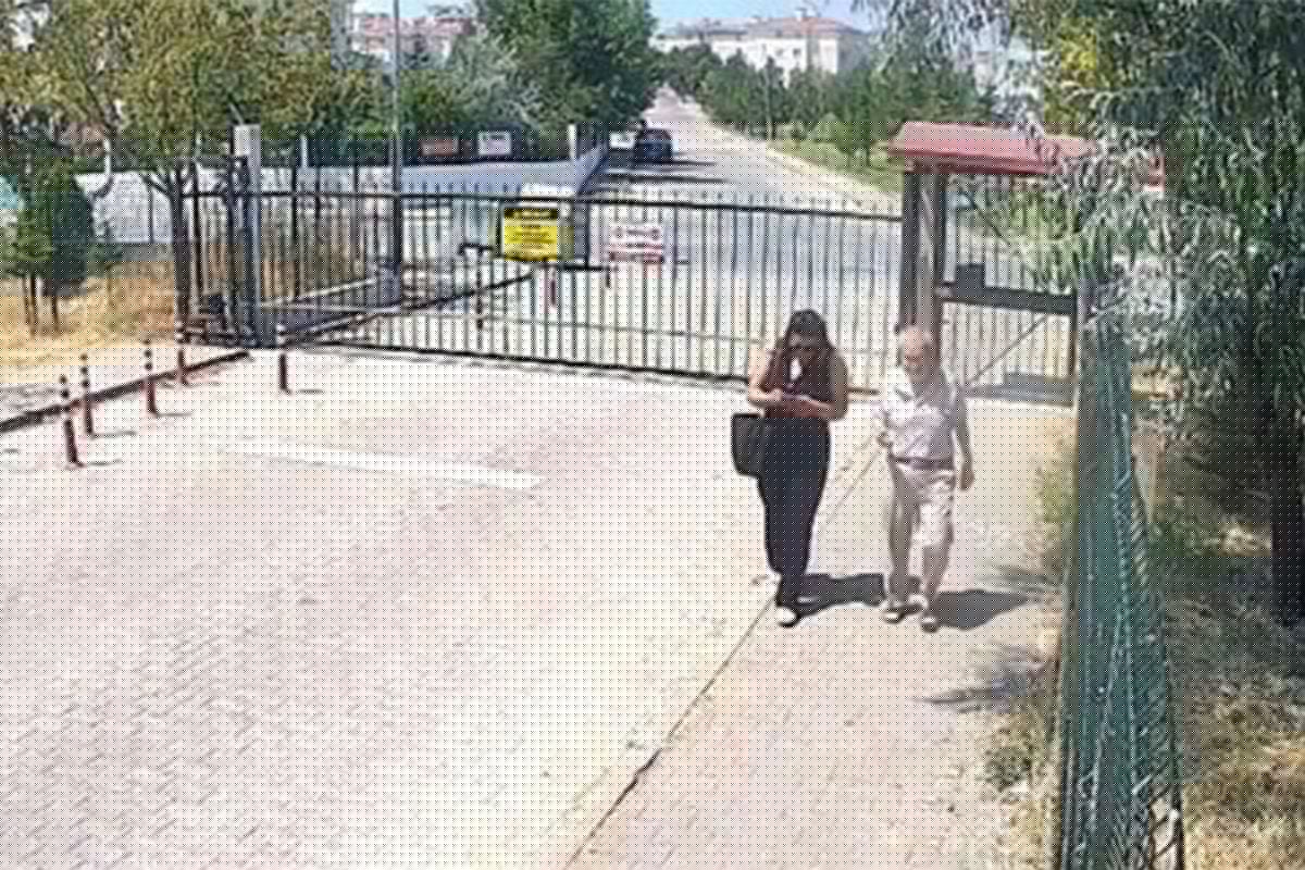 Eskişehir'de 81 yaşındaki adamı kandırıp eve girdiler! Şüpheliyi torunu kaçırttı