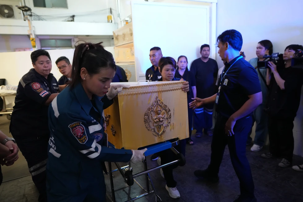 Con la muerte de una niña, subió a ocho la cifra de víctimas del tiroteo escolar en Tailandia