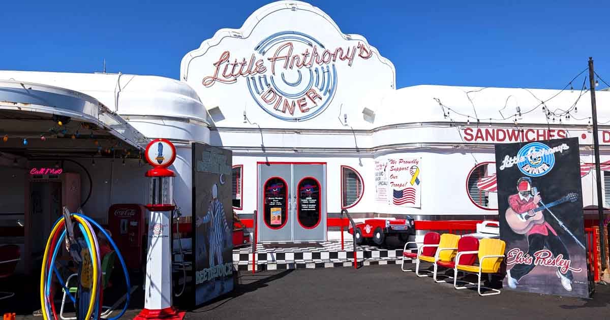 The Legendary ‘50s-Style Diner In Arizona Where You Can Still Eat For Under $10