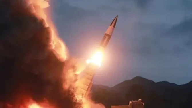 Coreea de Nord a lansat o rachetă balistică în Marea Japoniei