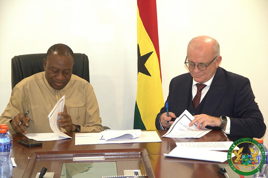 Labour Minister signs MoU with Dual Vocational Education Consulting FZCO of Dubai on TVET