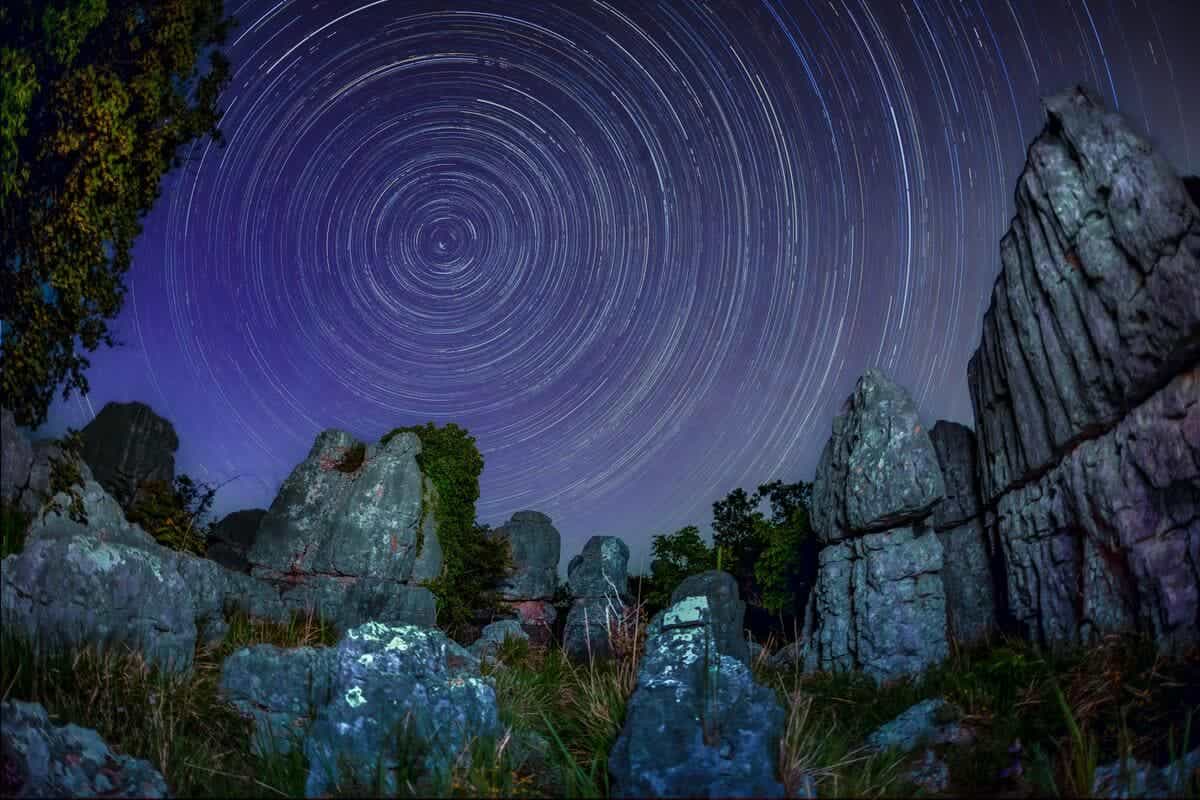 « Montrer ce que nos yeux ne verront jamais » : ce photographe azuréen dévoile une autre facette de nos montagnes avec ses clichés innovants