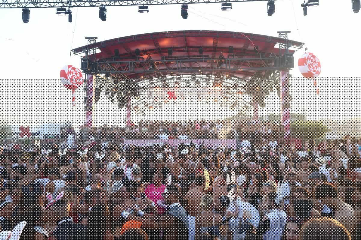 « On a été submergés » : à Cannes, le Bal des Fous victime de son succès