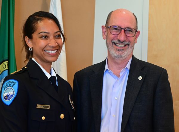 Comment on Edmonds mayor, police chief issue joint statement regarding immigration enforcement by Clinton Wright