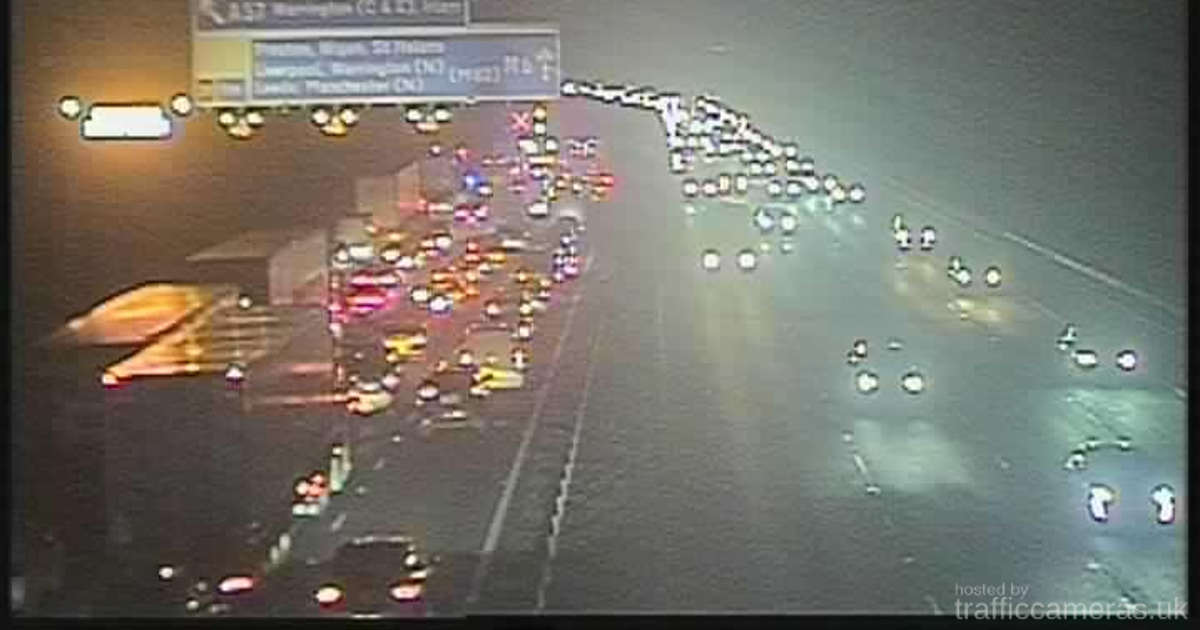 M6 traffic live as multi-vehicle crash shuts motorway in both directions