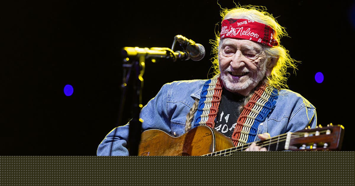 Willie Nelson slams ‘water thieving’ data centers in Texas