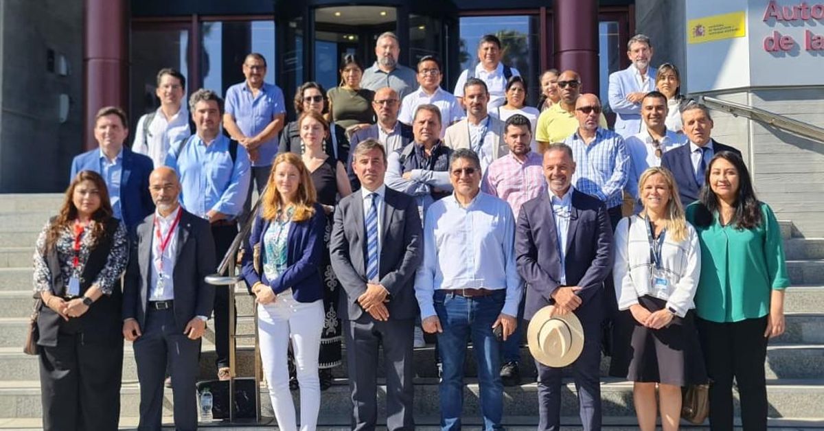 El Puerto de Algeciras recibe a una delegación de exportadores de Perú, uno de sus principales socios comerciales