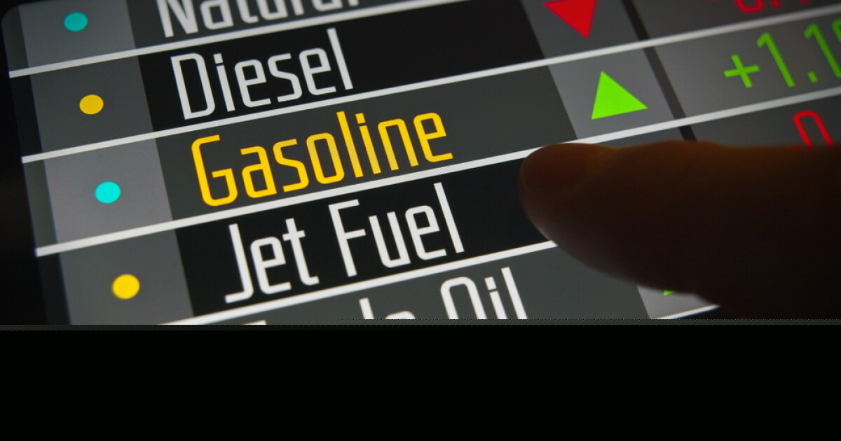Trump Targets Big Oil as Fuel Prices Rise