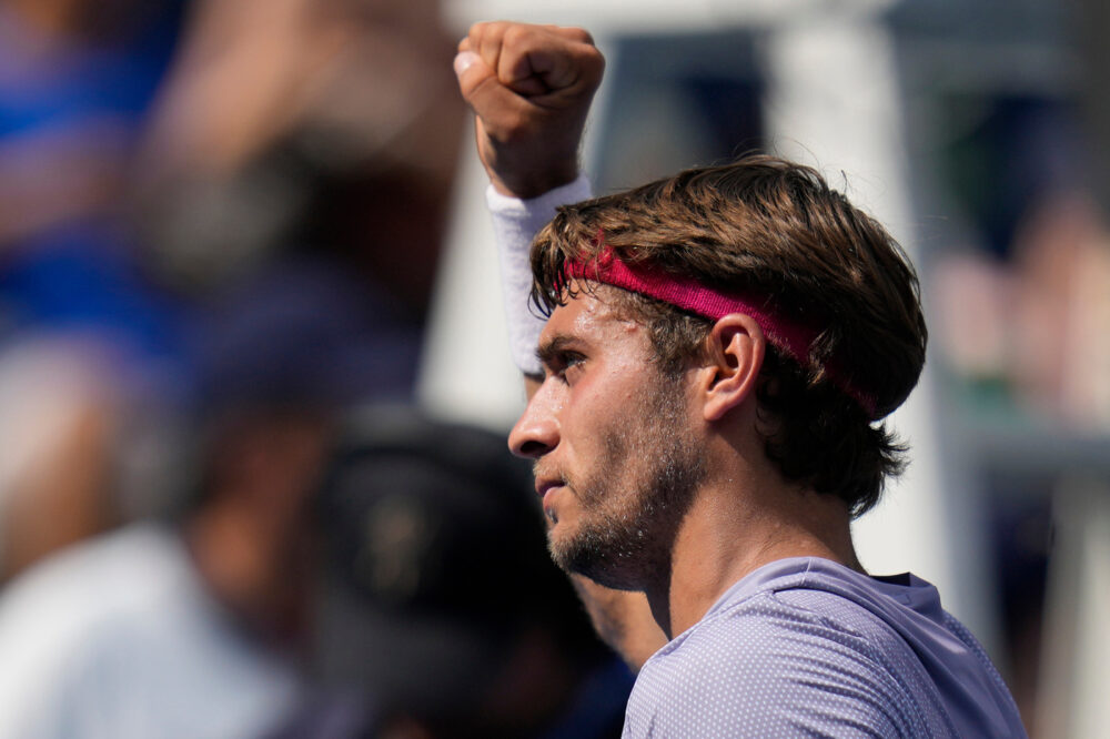 LIVE Cobolli-Machac, ATP Vienna 2025 in DIRETTA: match difficilissimo che può valere il derby con Sinner