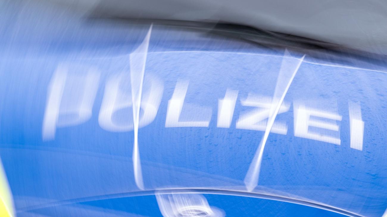 Absperrungen eingerichtet: SEK-Einsatz in Zehlendorf - Tatverdächtiger festgenommen
