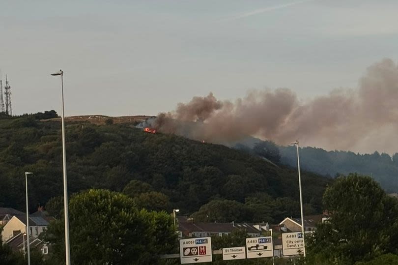 Smoke billows over Swansea as another grass fire breaks out close to homes