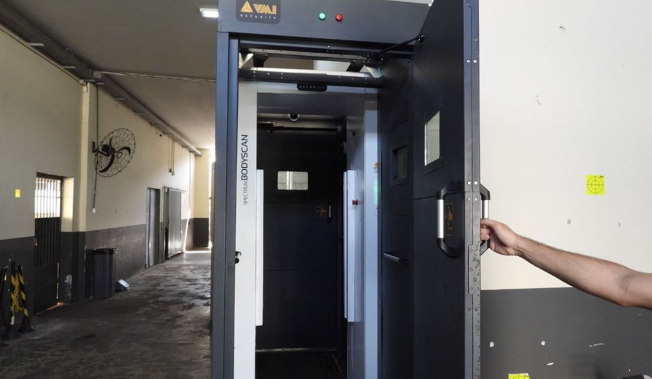 Presídios do ES terão bodyscans e raios-X de última geração para flagrar drogas