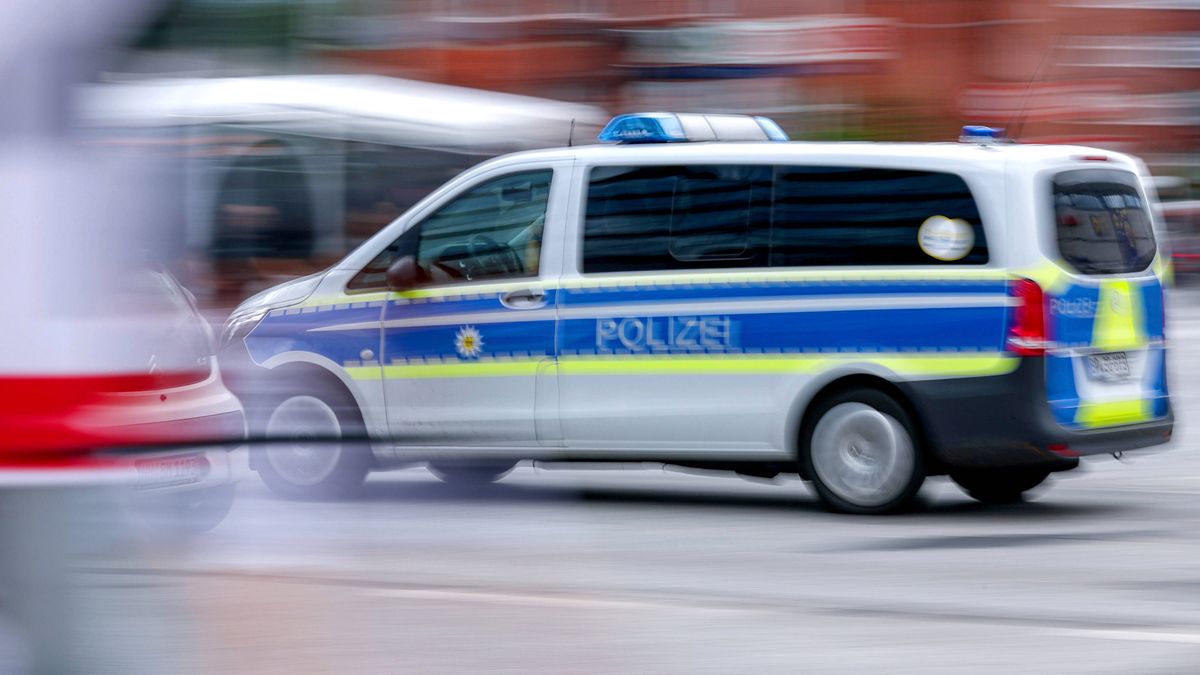Gelsenkirchen: 18-Jährige tarnt Hilferuf bei der Polizei als Pizzabestellung
