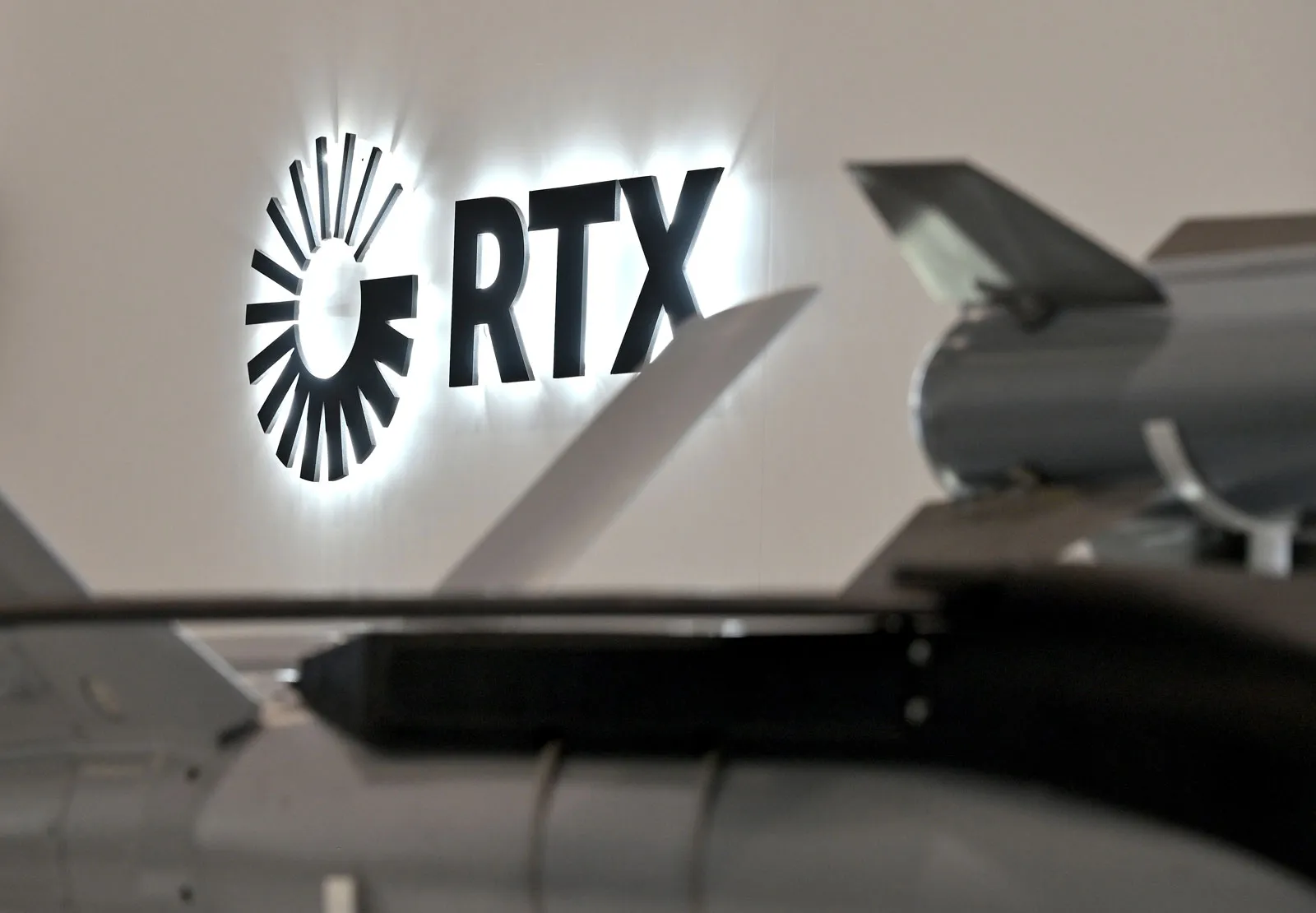 Pentagon Urges Boeing (NYSE: BA), Lockheed (NYSE: LMT) And RTX (NYSE: RTX) To Fast-Track Weapons Output Amid Iran War Strain