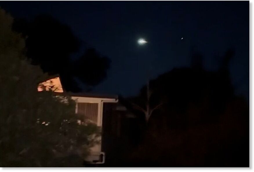 Meteor fireball flashes through skies in Sydney as Aurora Australis seen across southern New South Wales, Australia on June 1