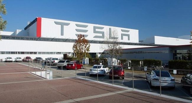 Tesla Bets Big on xAI With $2bn investment despite investor resistance