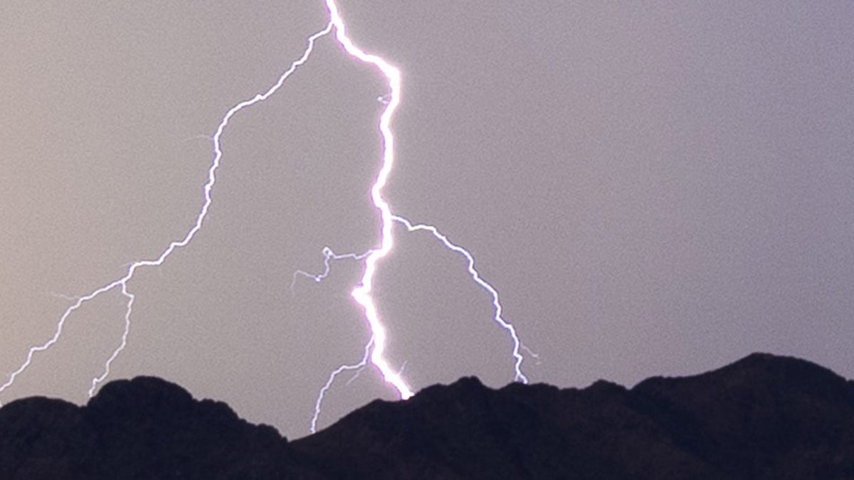 Chicago-area residents asked to delay showers, use less water ahead of more storms