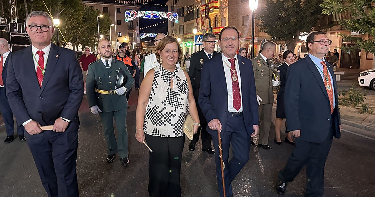 Cedillo reivindica en Argés unas fiestas que «unen a los vecinos, atraen visitantes y mantienen vivos los pueblos»
