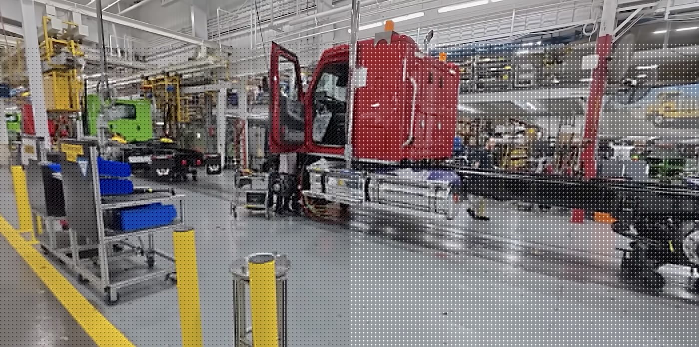 Daimler to close Portland truck plant