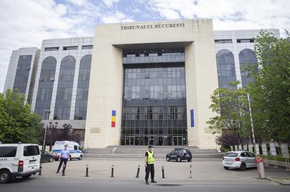 Numirea în fruntea Tribunalului București a unui judecător cu o experiență de doar o lună în instituție, contestată în instanță