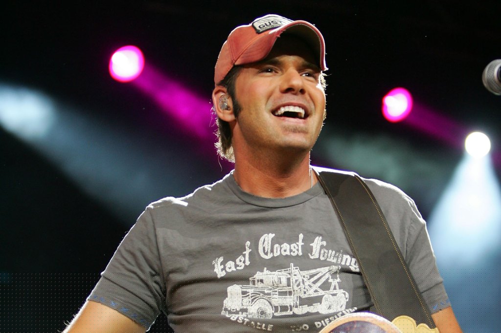 Chart Rewind: In 2006, Rodney Atkins Earned a Reputation as a ‘Hell’-Raiser