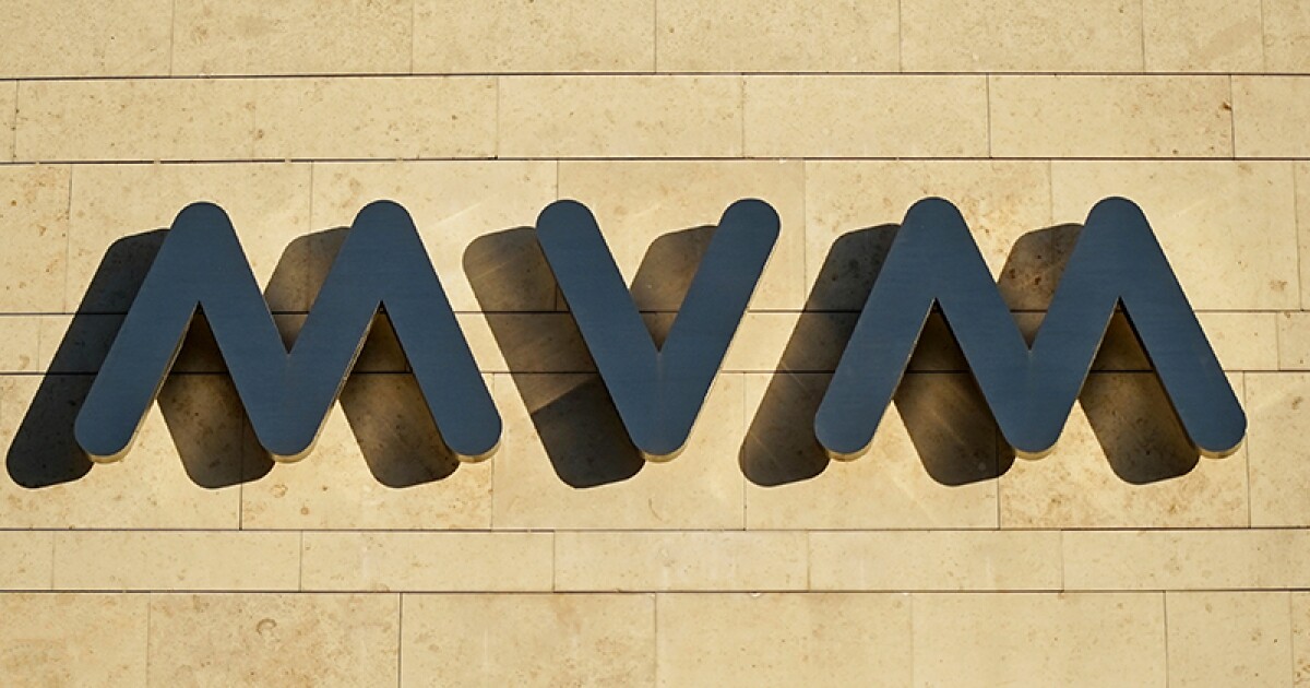 Hungary's MVM, Engie Sign Long-Term LNG Supply Deal
