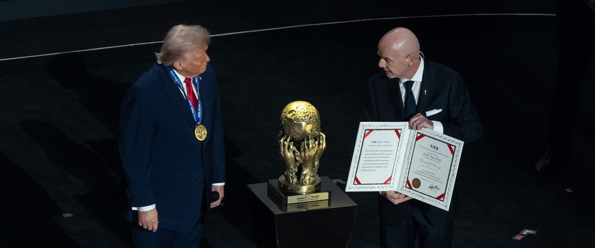 "Un spectacle incompréhensible !" Donald Trump reçoit le "Prix FIFA pour la paix", l’ancien patron de la FIFA s’insurge