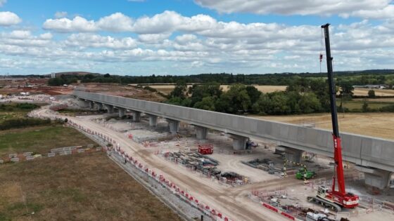 HS2 completes trio of viaducts