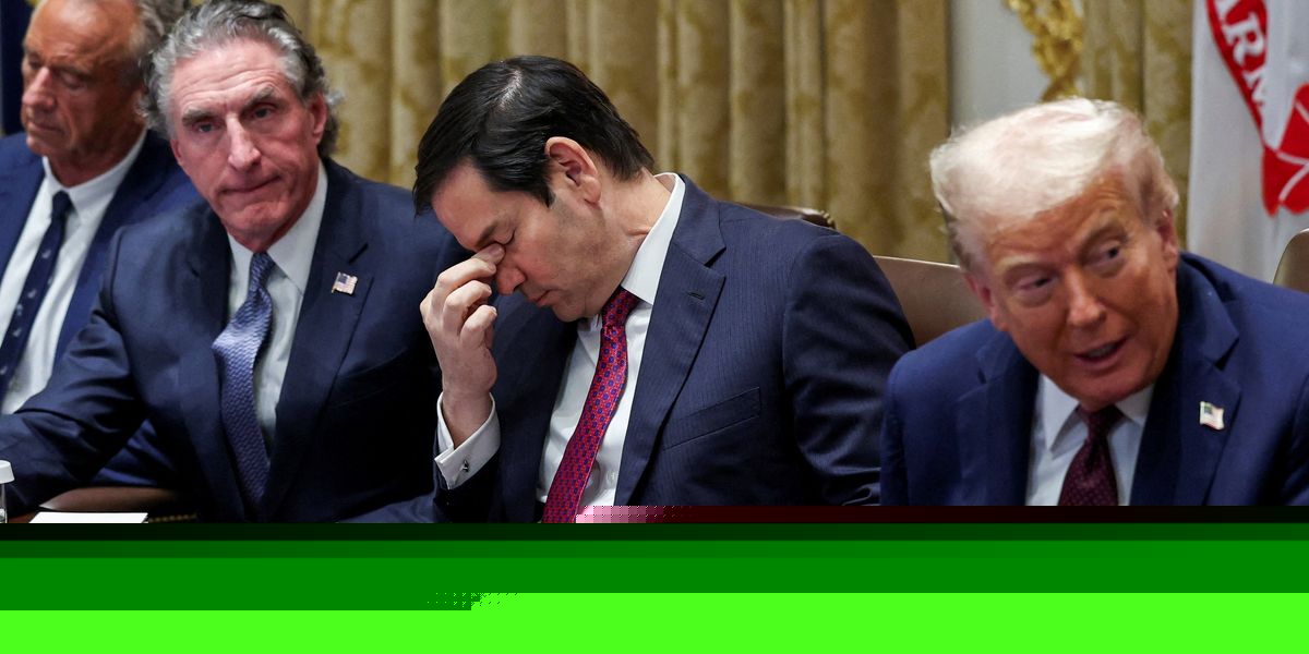 Low-rent grifter: How one Trump aide traded his family name for cash