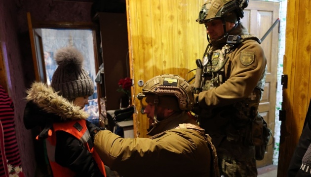 Over 200 children remain in Mykolaivka in Donetsk region