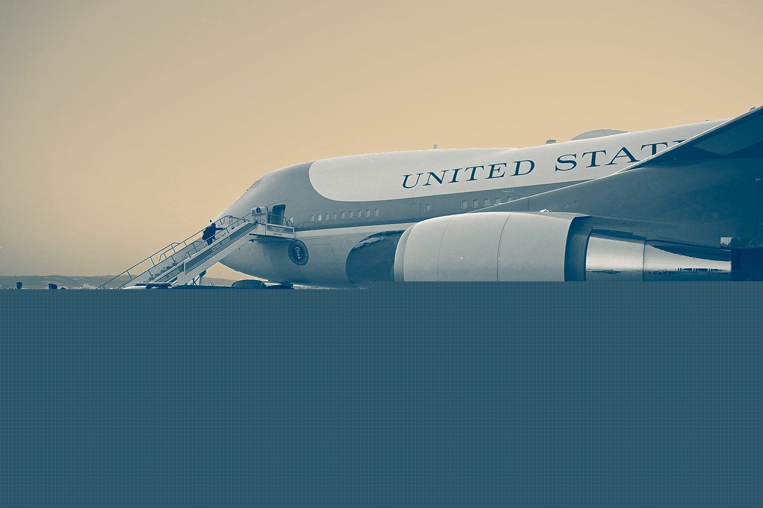 The Iran War Is Going So Well That Trump Had to Hide in an Airport Catering Truck