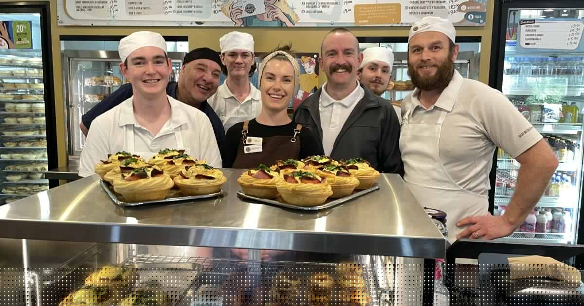 Inside Australia's champion brekkie pie: A poached egg, hollandaise, and a whole lot more