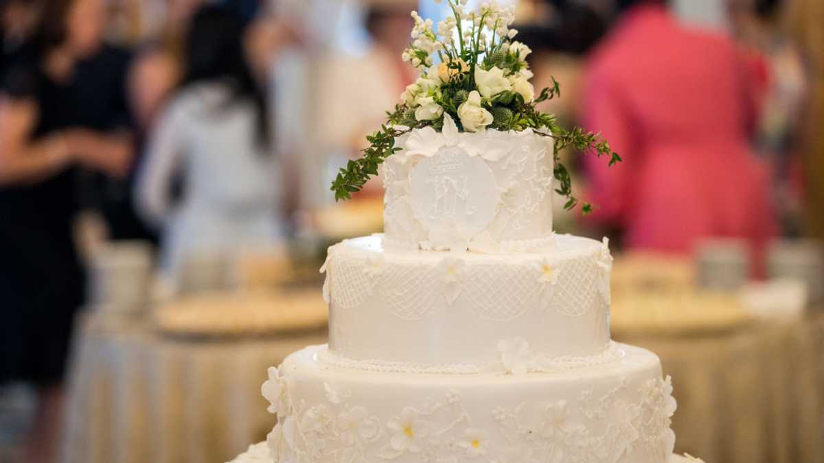 My mother-in-law ruined our wedding cake — Then my husband taught her a lesson