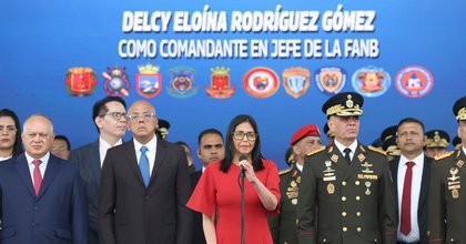 El chavismo ‘se cuadra’: Vladimir Padrino y Diosdado Cabello juran lealtad a Delcy Rodríguez