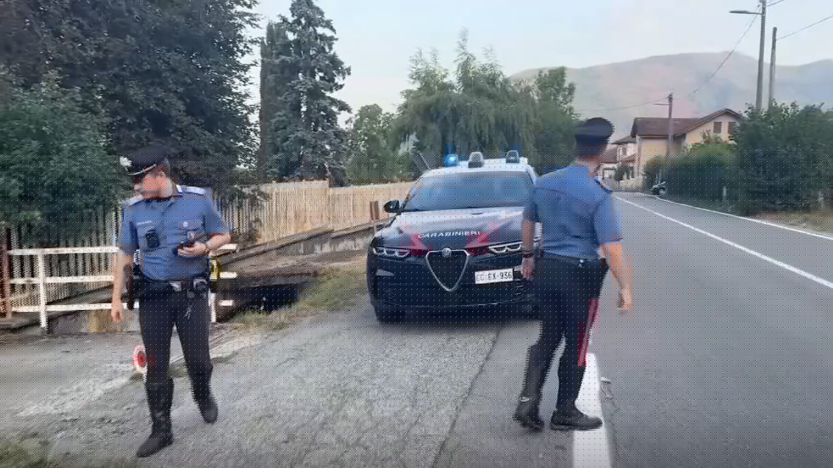 L’automobilista che ha investito di proposito i ciclisti a Lanzo Torinese chiede scusa ai familiari dei feriti: “Non mi rendo conto di cosa ho fatto”