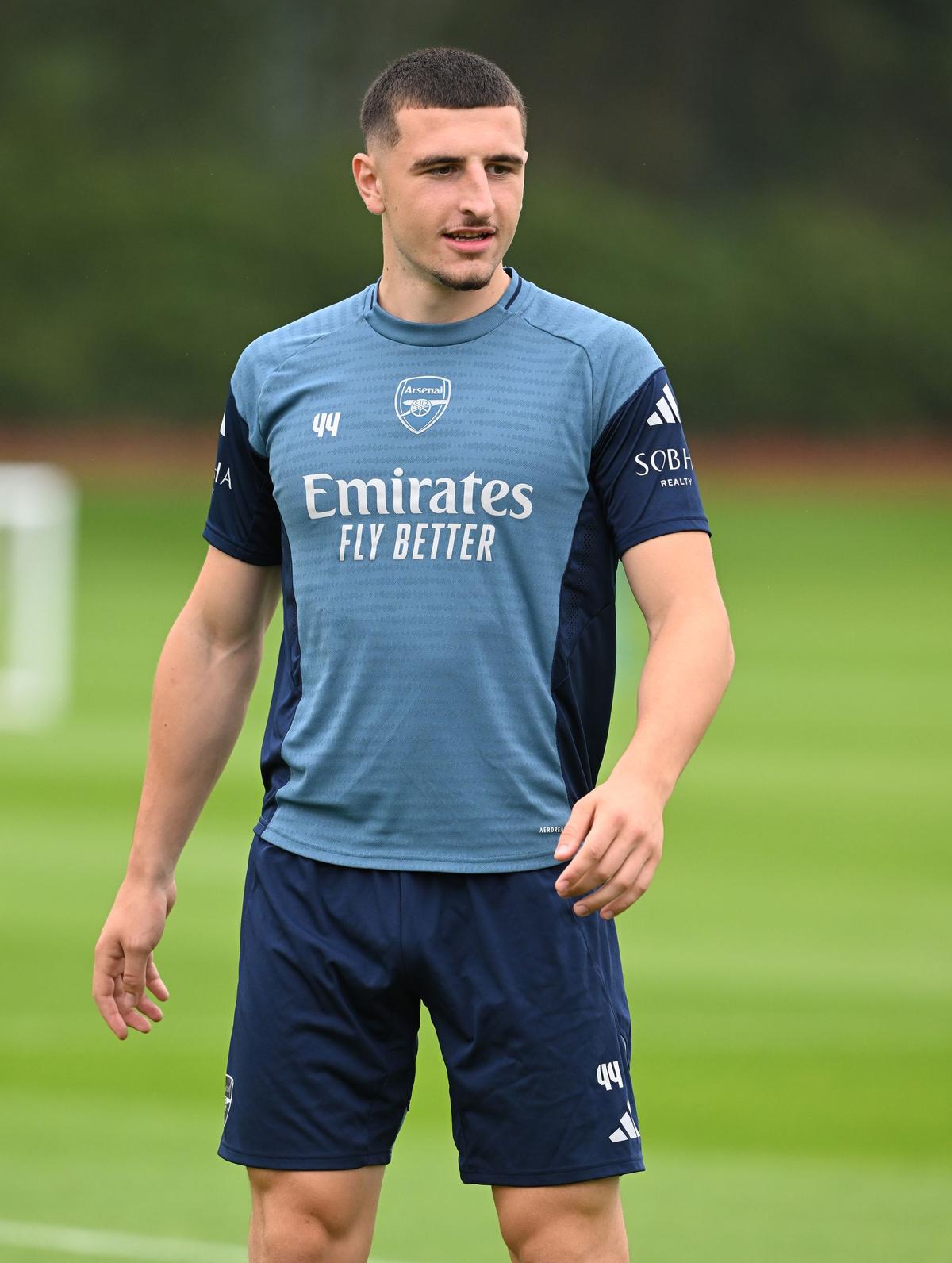Arsenal agree second deal of January transfer window as young defender nears move