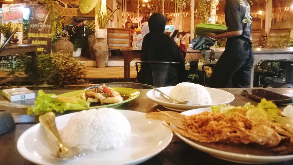 9 Rekomendasi Tempat Makan Enak di Pasar Rebo Jakarta, Hadirkan Suasana Nyaman dan Bikin Nagih 2025