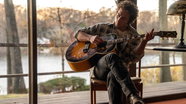 Jeremy Allen White on finding a ‘tether’ to Bruce Springsteen