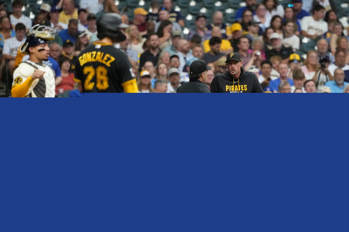 Brewers double up Pirates