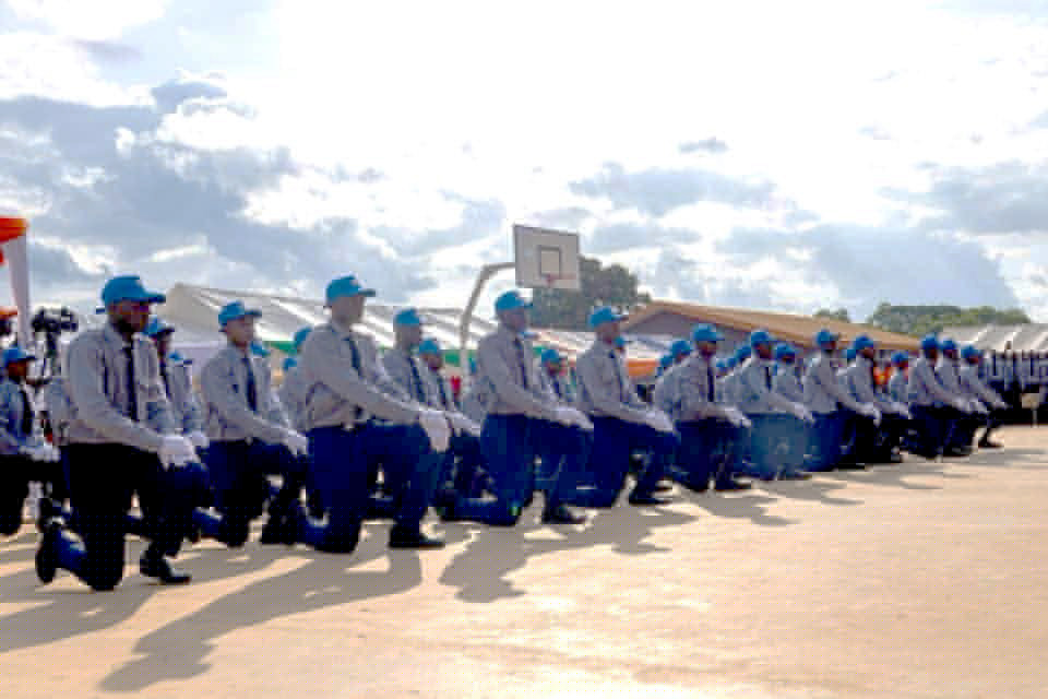 Service civique: 500 jeunes volontaires de la première promotion du Centre Amadou Gon Coulibaly de Tioroniaradougou reçoivent leurs attestations
