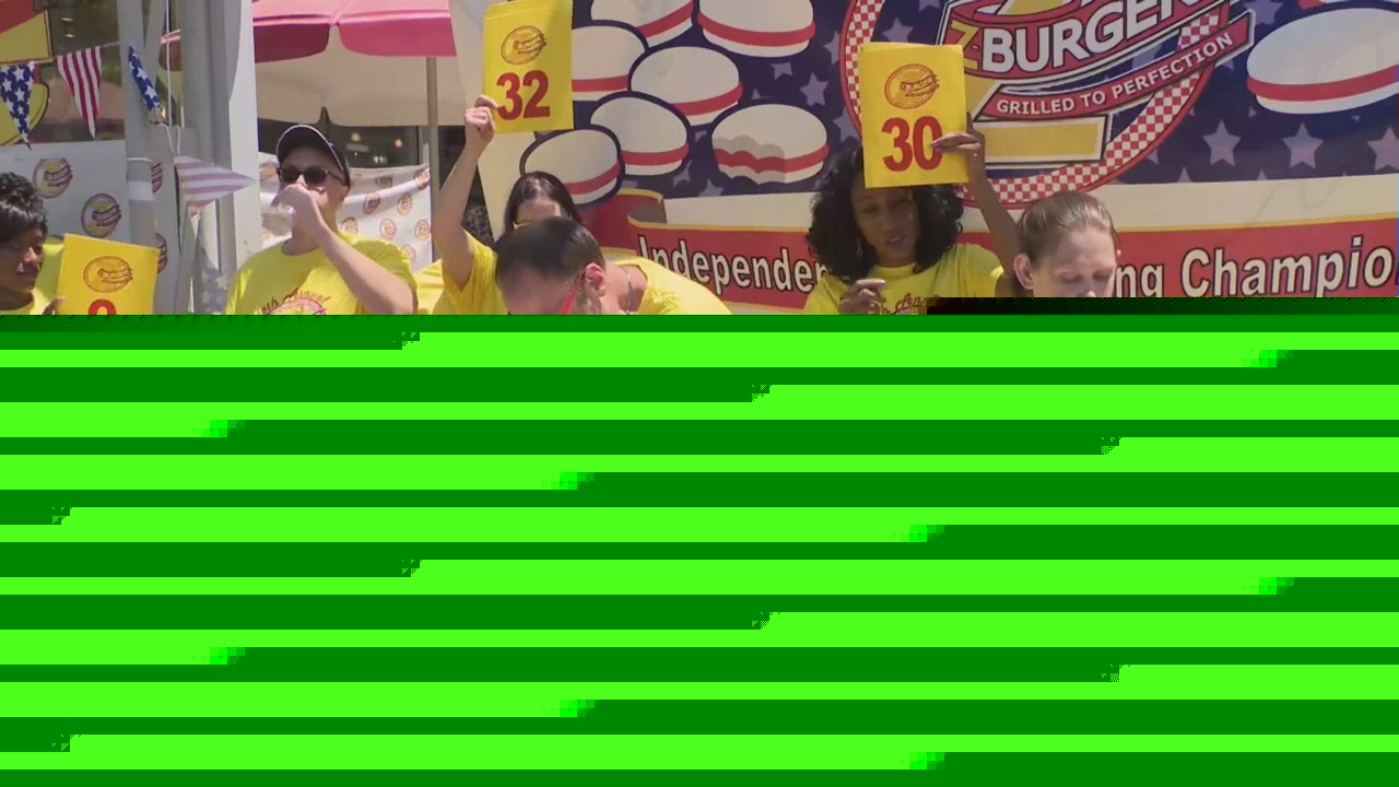Molly Schuyler wins Z-Burger’s July 4 eating contest with 40 burgers