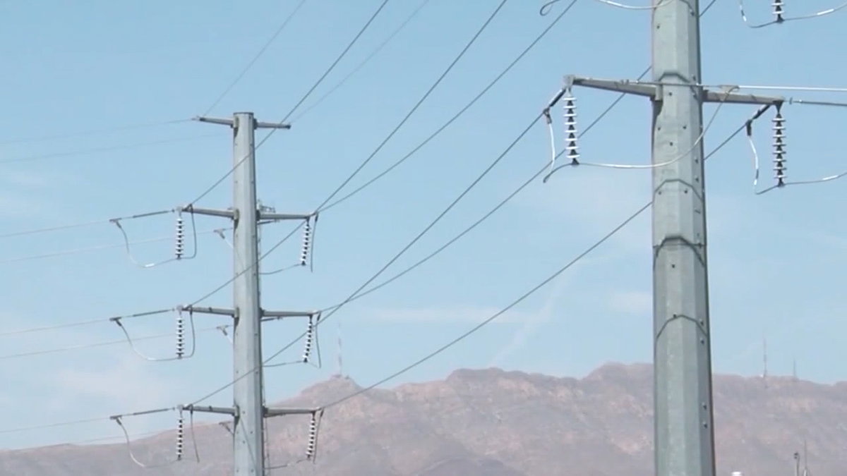Thousands of customers without power in El Paso