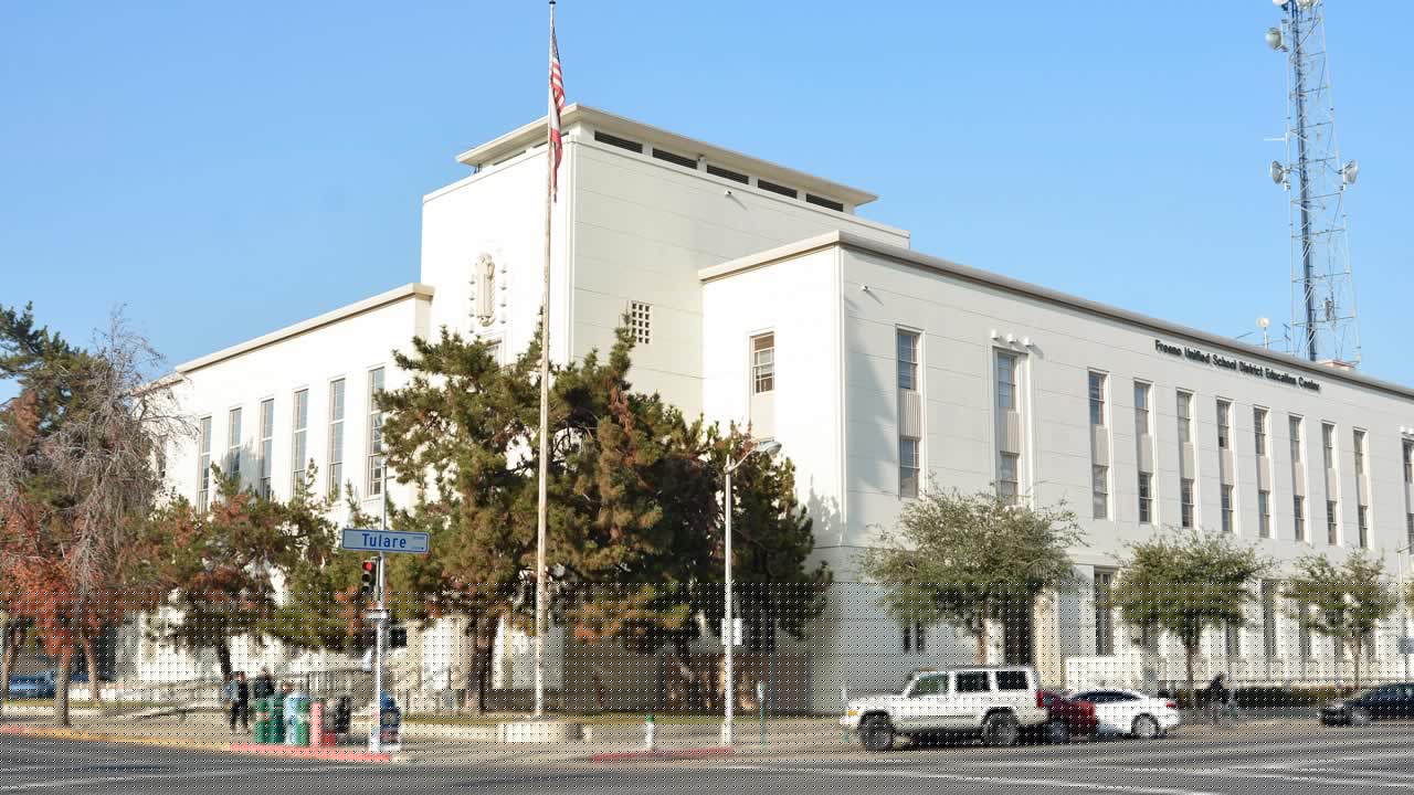 Grand Jury highlights Fresno Unified’s lack of employee evaluations, updated job descriptions
