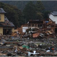 13 oameni și-au pierdut viața în urma cutremurului de 7,1 din sudul Japoniei. Mii de locuințe au rămas fără curent, iar operațiuni de salvare sunt în desfășurare | AUDIO