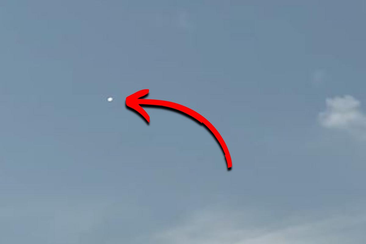 VIDEO: UFO Appears To "Teleport" In Montana Sky