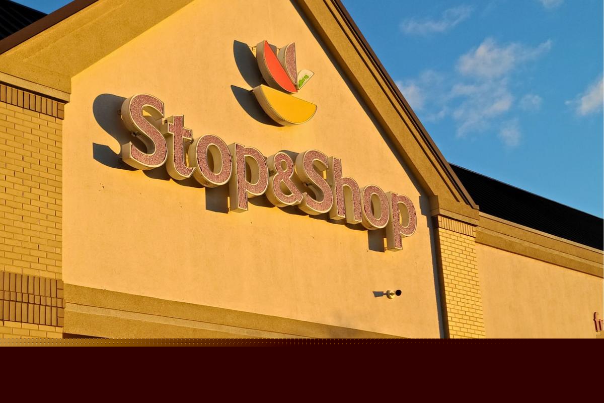 2 Stop & Shop stores closing this fall