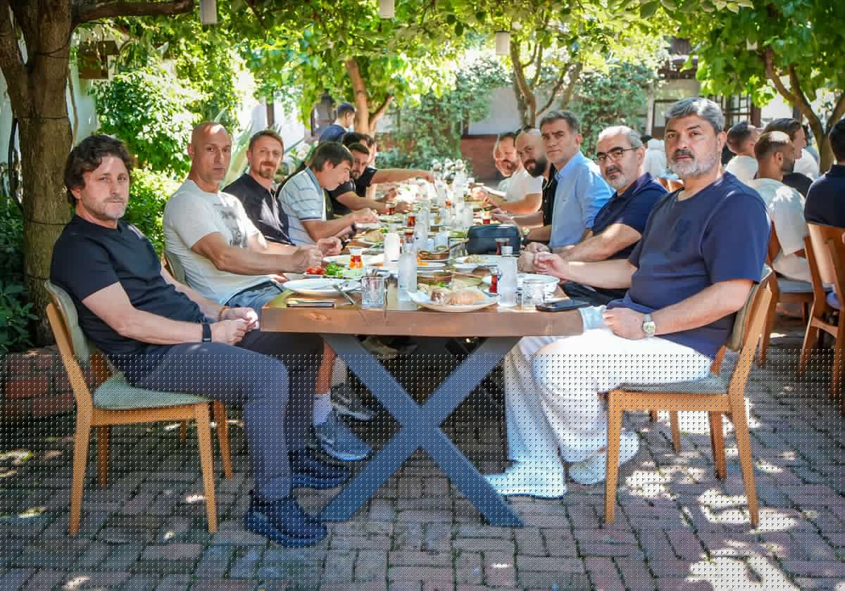 Trabzonspor'dan Saviç Organizasyonunda Liderlik Buluşması