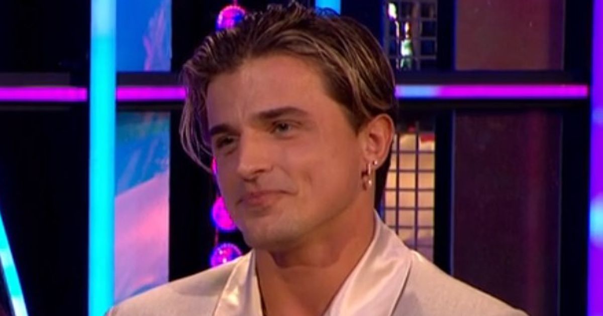 Strictly's Nikita Kuzmin shares Dani Dyer's four-word message after being forced to quit show